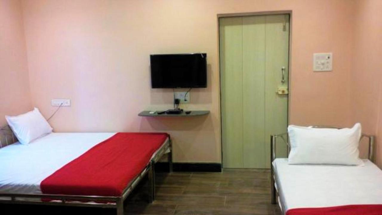 Hotel Blue Bird Colaba Mandve Zewnętrze zdjęcie