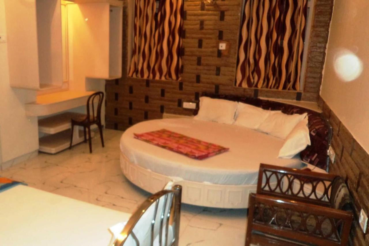 Hotel Blue Bird Colaba Mandve Zewnętrze zdjęcie