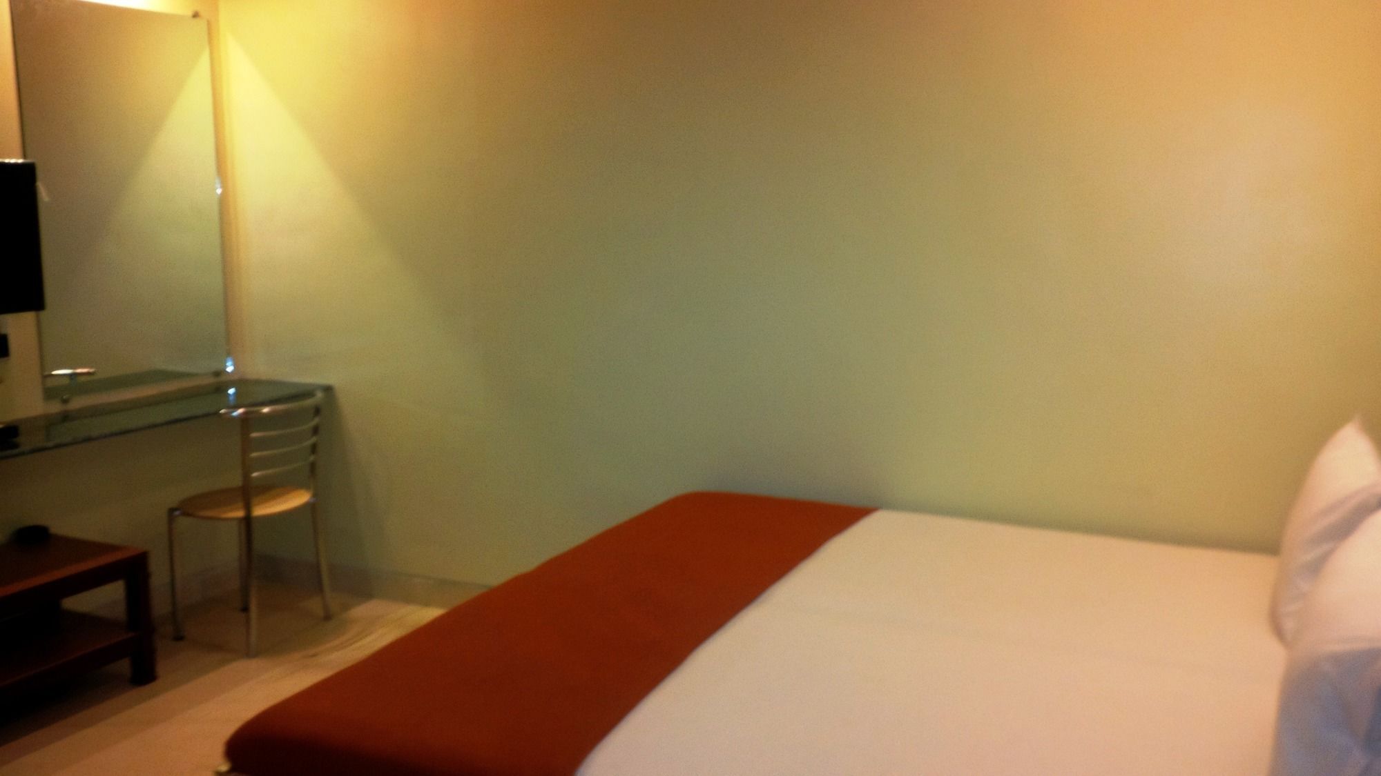 Hotel Blue Bird Colaba Mandve Zewnętrze zdjęcie